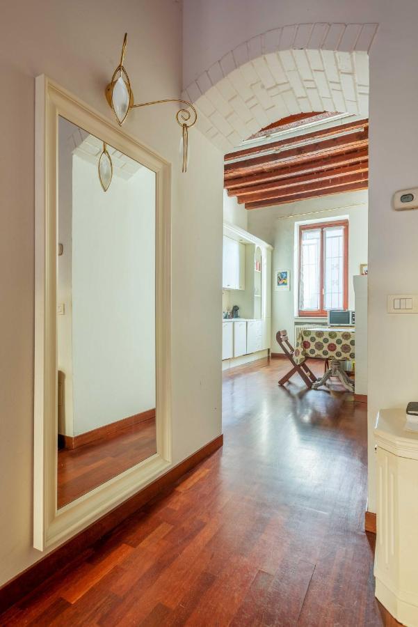 Cozy And Fancy Studio On The Navigli By Easylife Apartment *